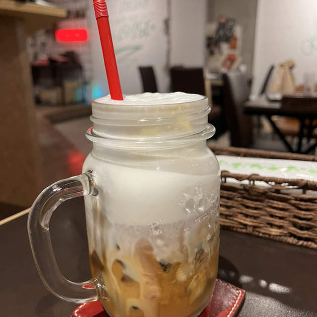 カフェ＆バー ベース
