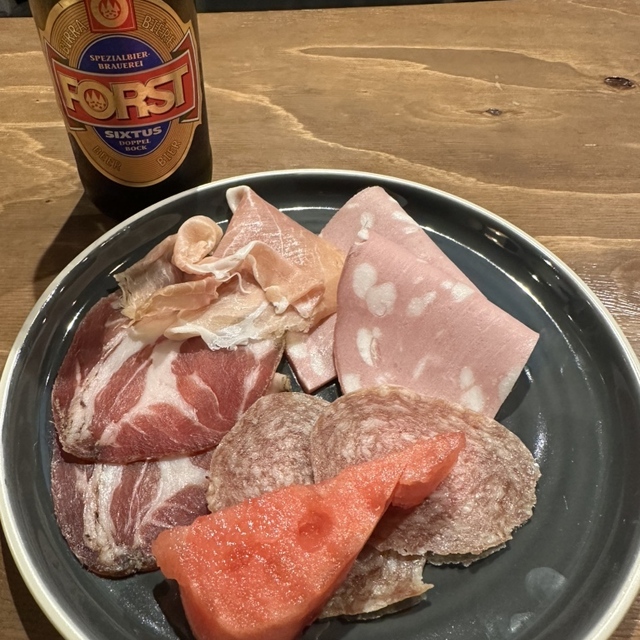 ITALIAN STAND BAR CROSTA