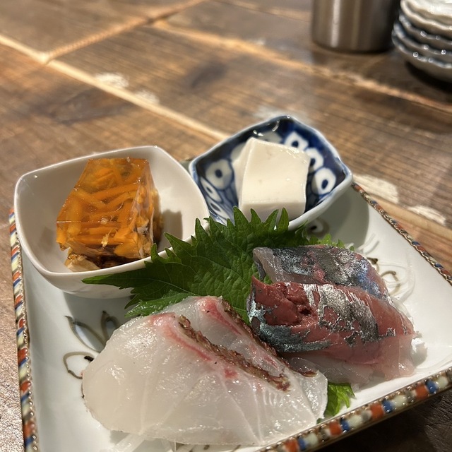 立ち呑み ツキノコグマ