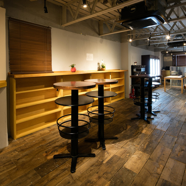 日本酒ギャラリー 壺の中