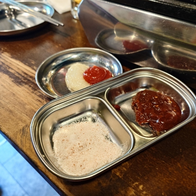 そこに肉はあるんか