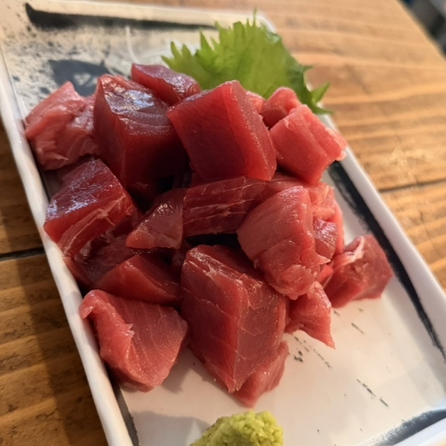 魚熊鮮魚店と立ち飲みぼてふり