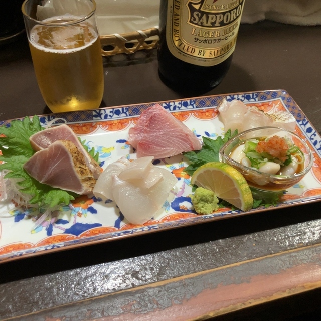 立ち飲みとおる
