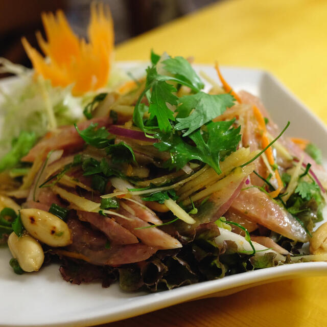 タイ居酒屋 カナ